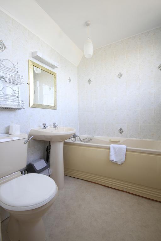 Guest house The Paragon - Guest Accommodation Scarborough