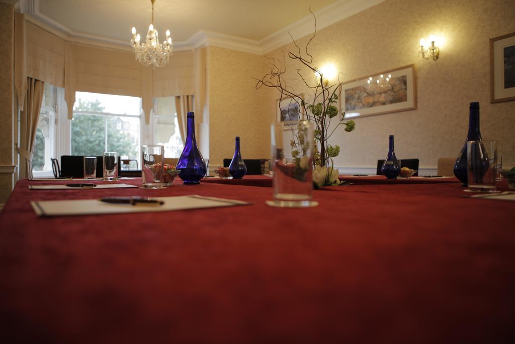 Hotel The Red Lea 3*