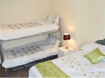 Acedale Apartment