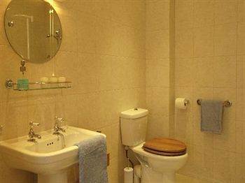 Villa Sawdon Heights *