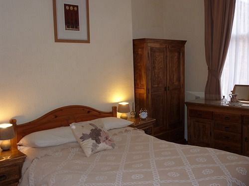 Esplanade Gardens Bed & Breakfast
