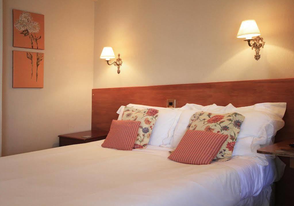 Guest house The Paragon - Guest Accommodation