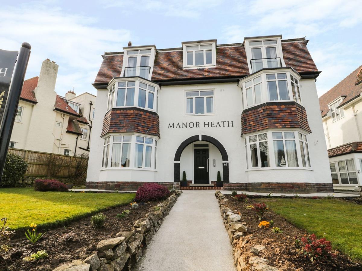 Manor Heath 4 Apartment Scarborough