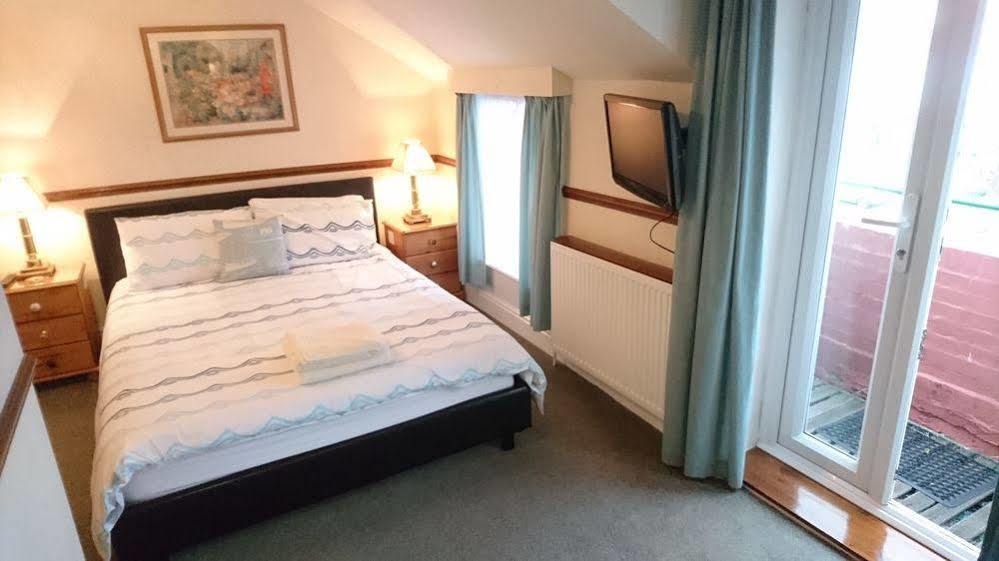 The Beaches Bed & Breakfast
