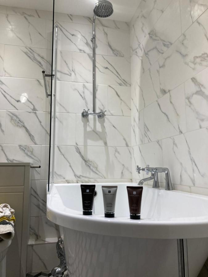 Seafolly With Optional Private Hot Tub - South Bay Holiday home