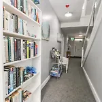 Manor Heath Apartment 3