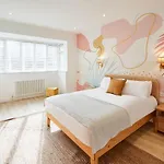Host & Stay - Beach House Rooms