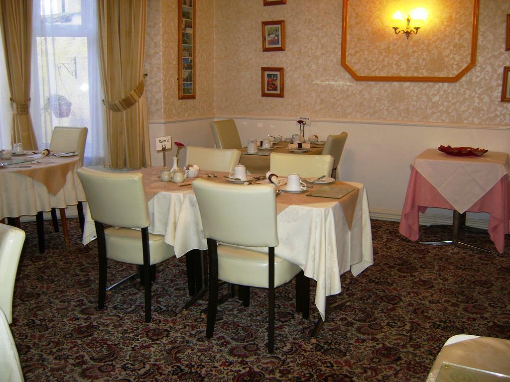 The Wharncliffe Guest house