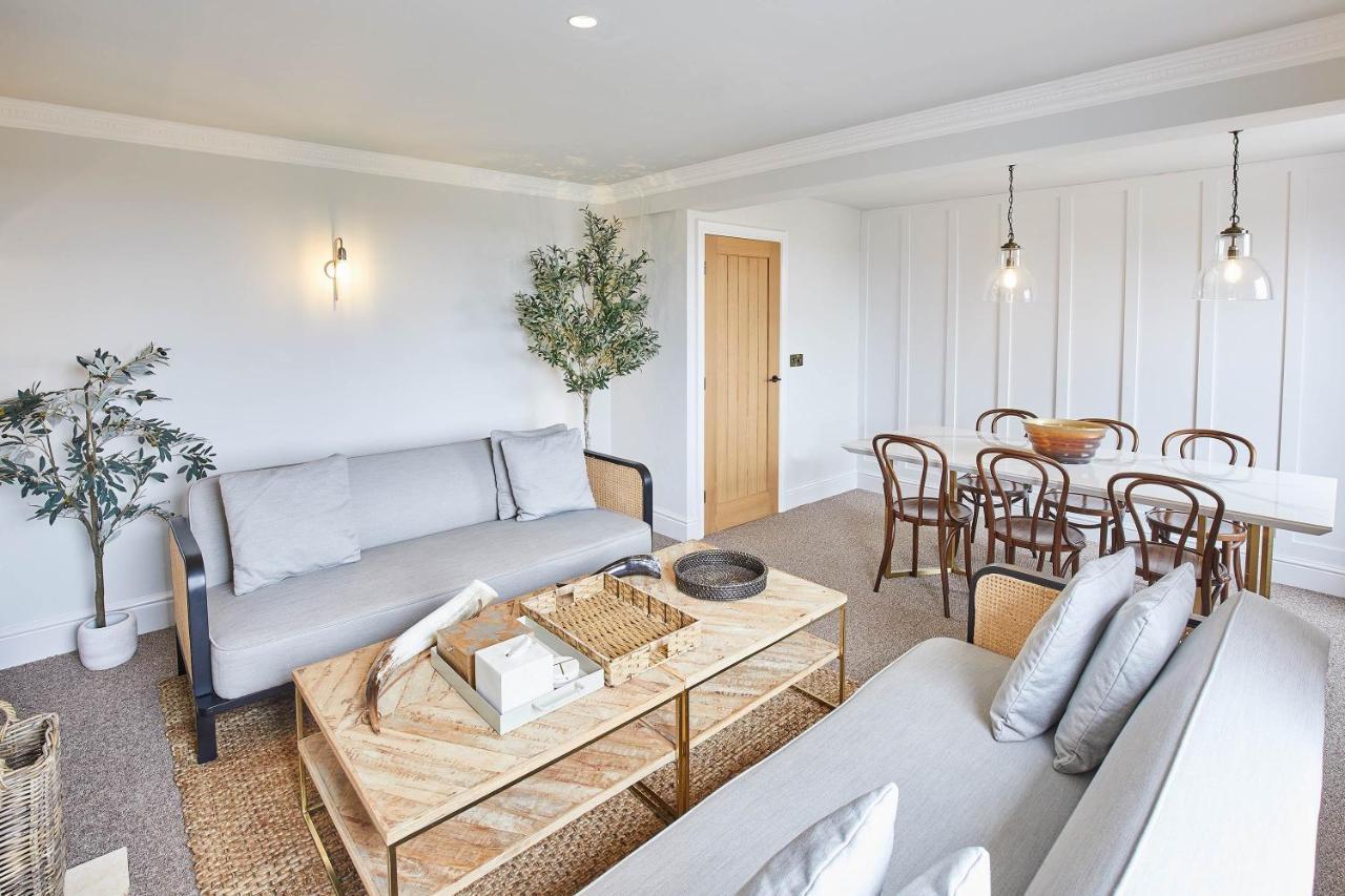 Host & - Graham Close Homes Holiday home *