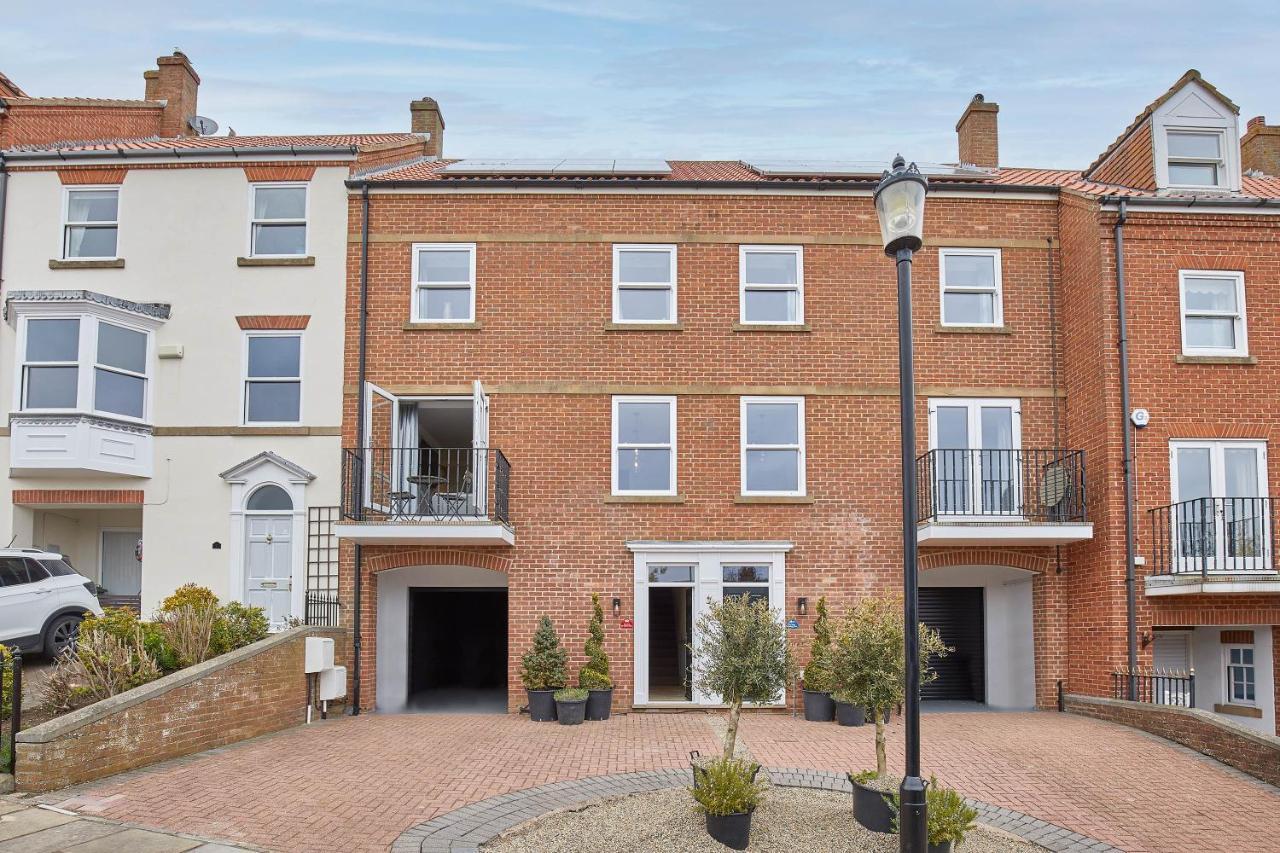 Host & - Graham Close Homes Holiday home