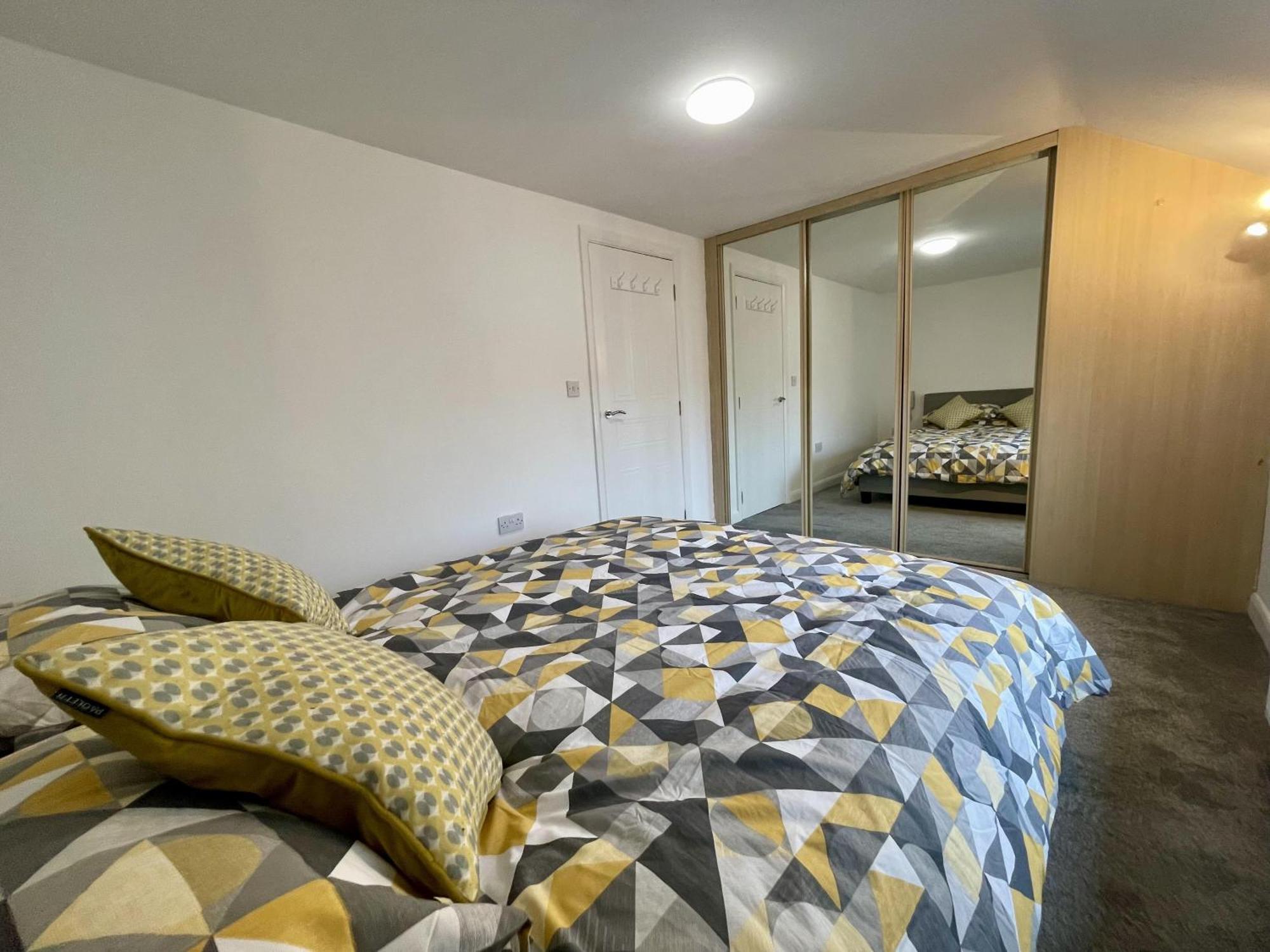 Impeccable 2-bed In