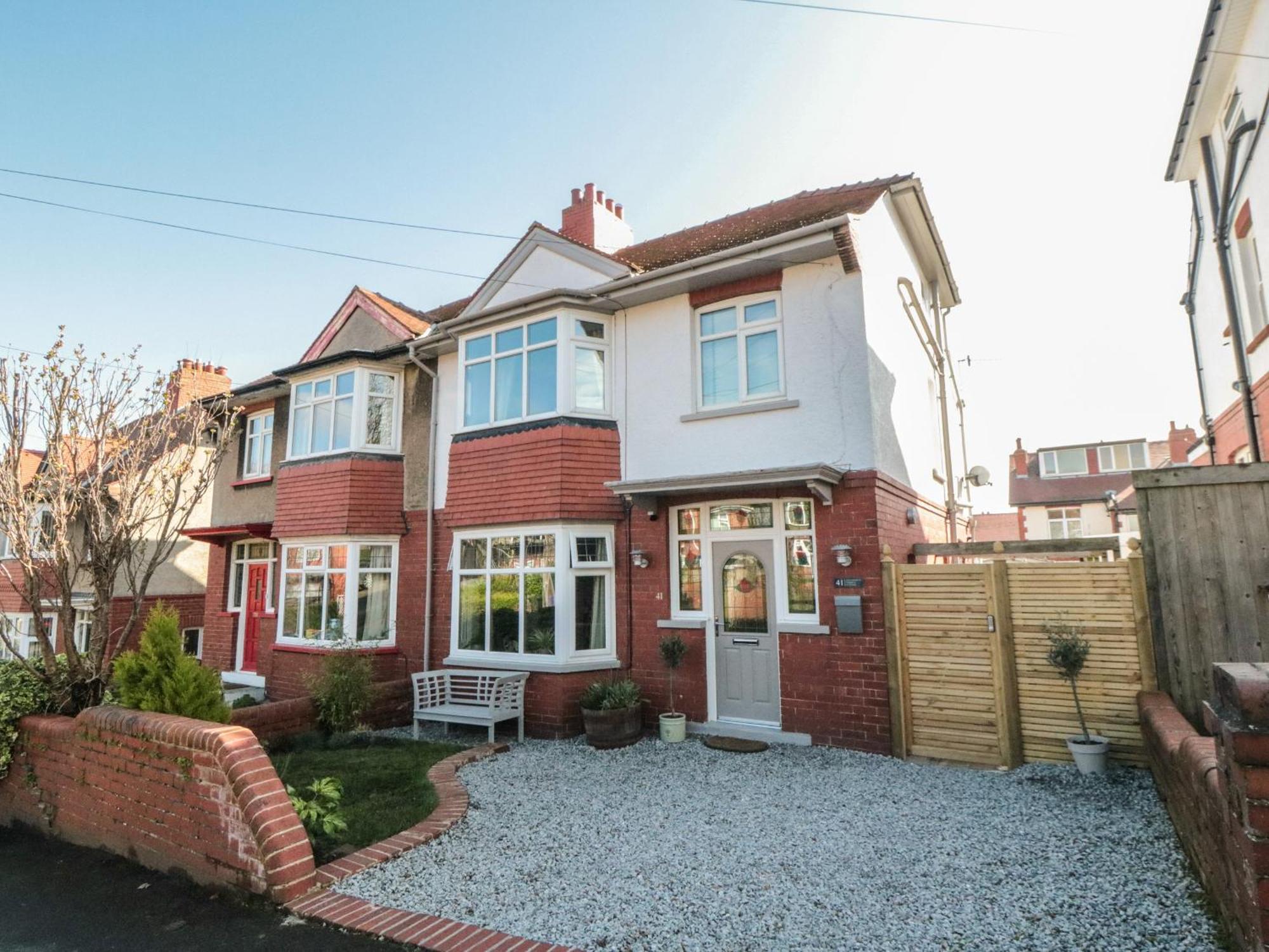 41 Chatsworth Gardens Scarborough