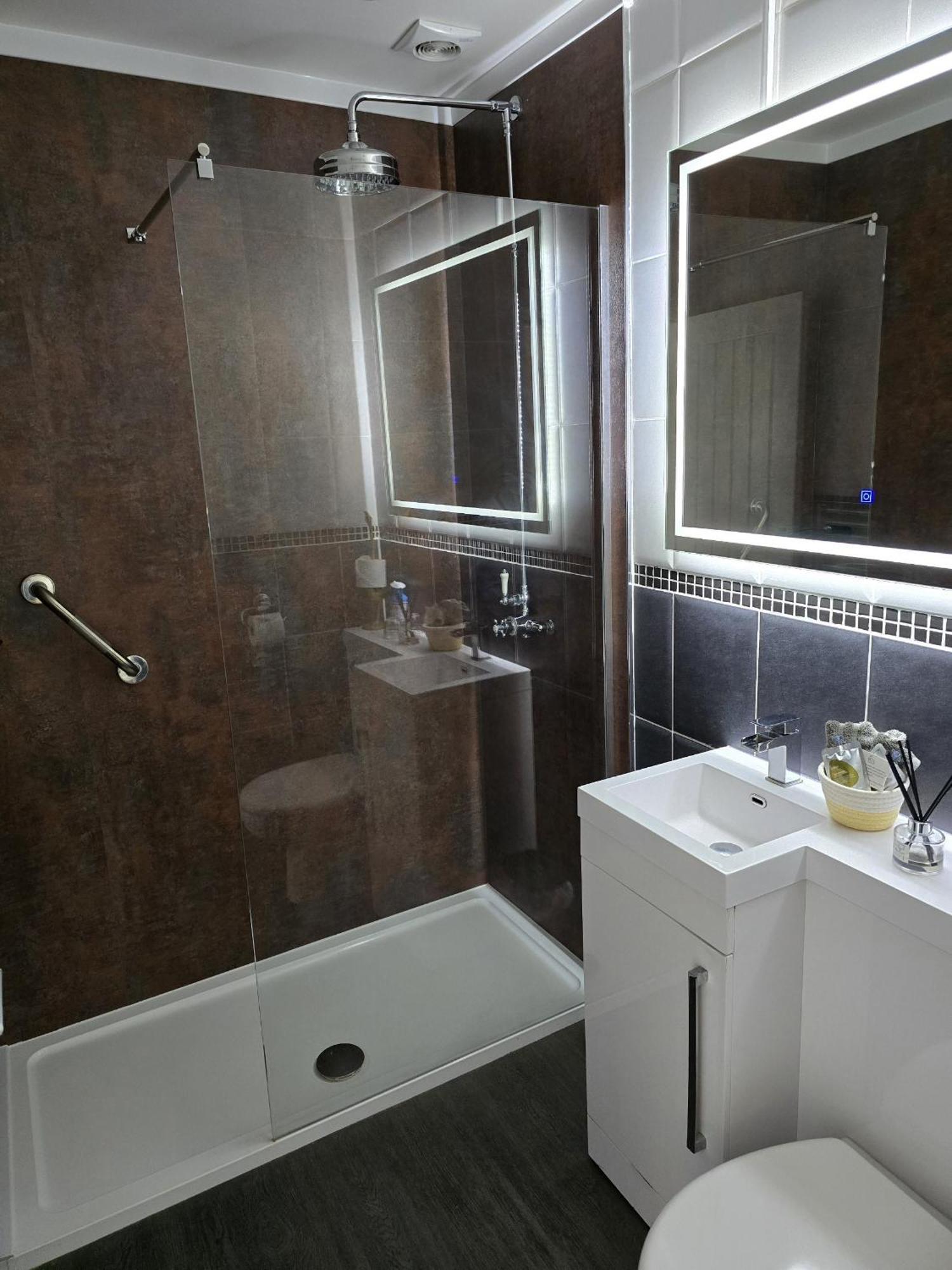 Ashburton House - 4*