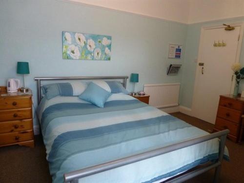 The Meltham Guest house Scarborough