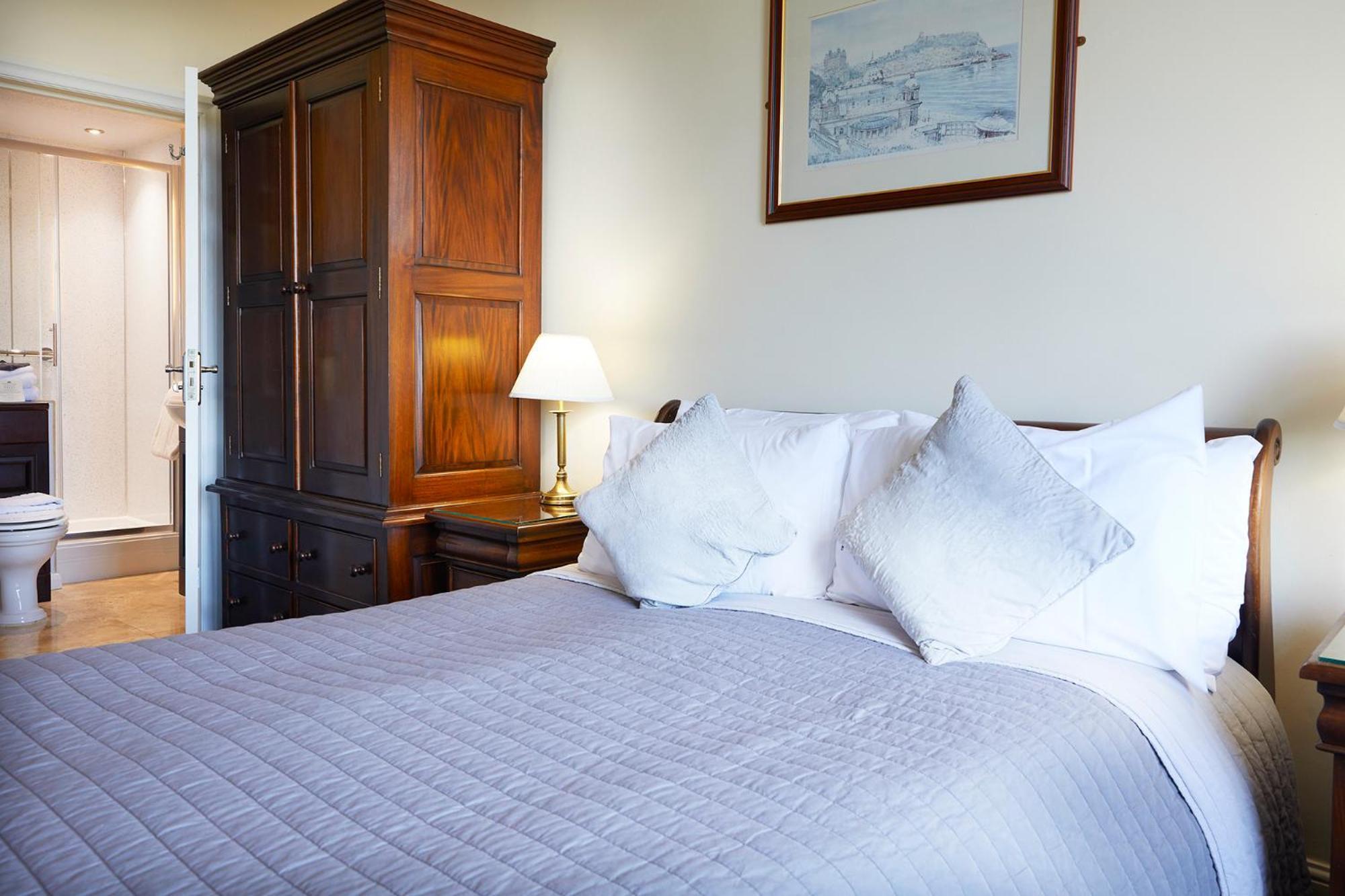 Guest house Mansion House