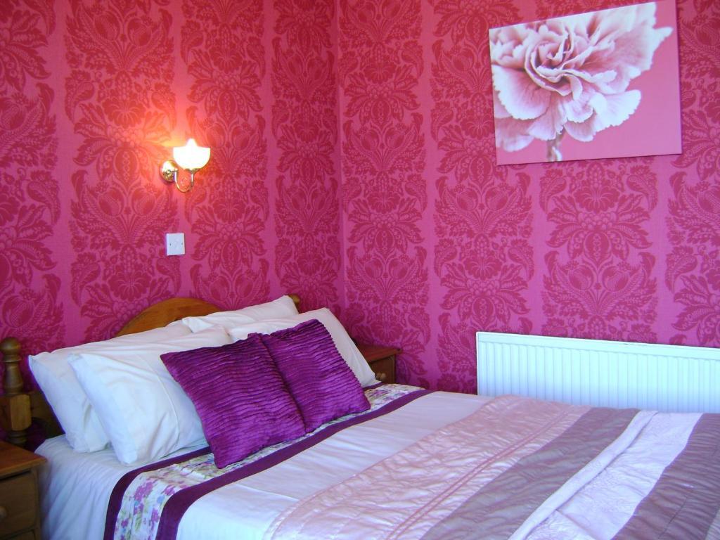 The Wharncliffe Guest house 4*