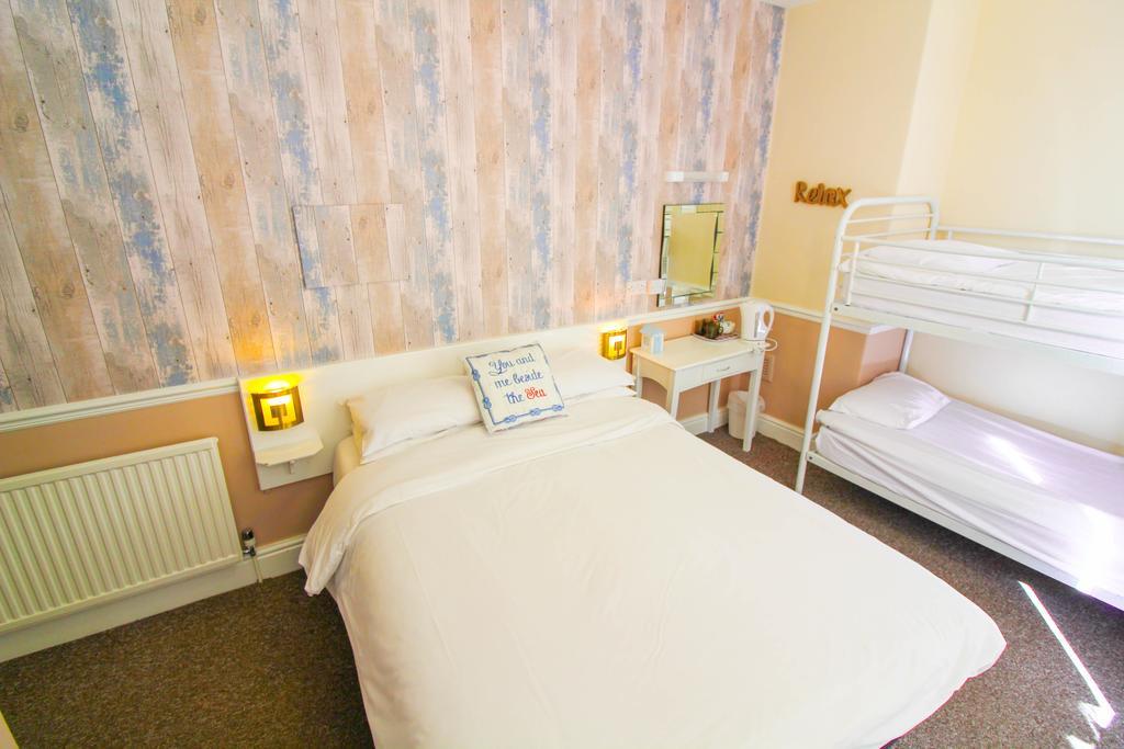 The Travel And Guest house 3*
