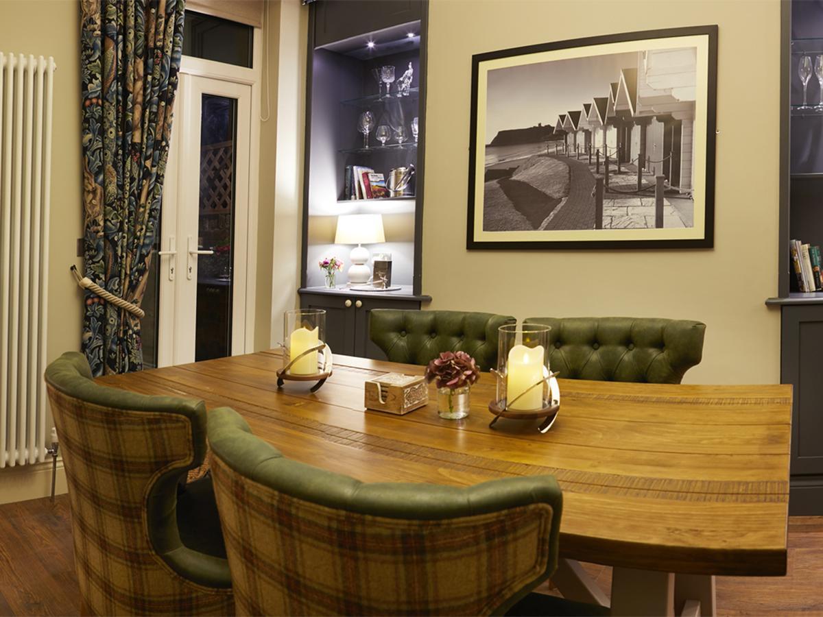 The Plough & 5*