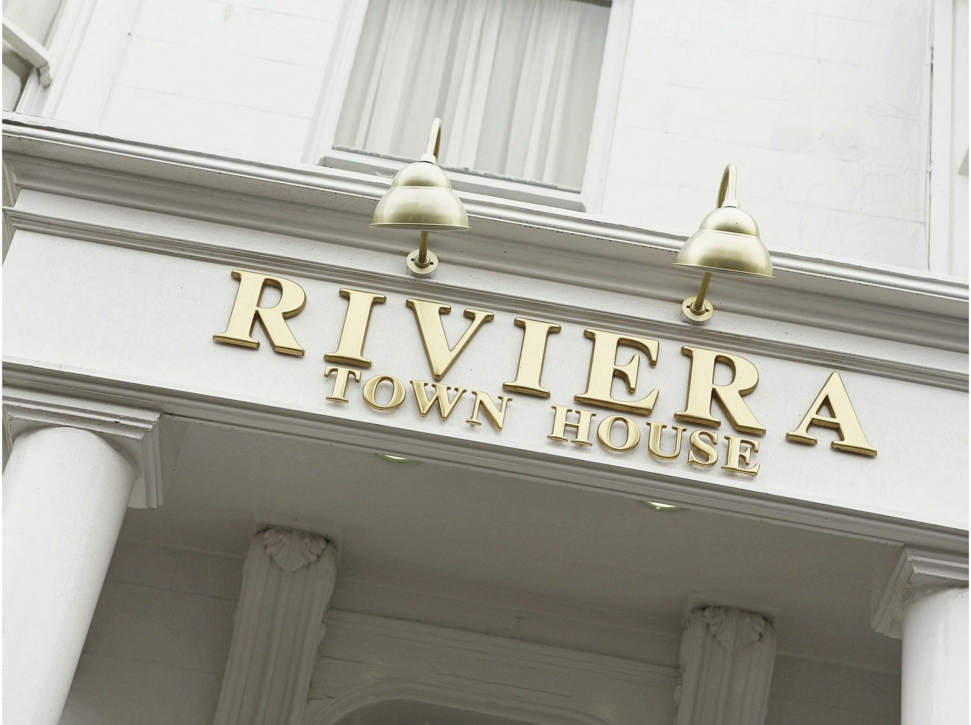 Riviera Town House Guest house